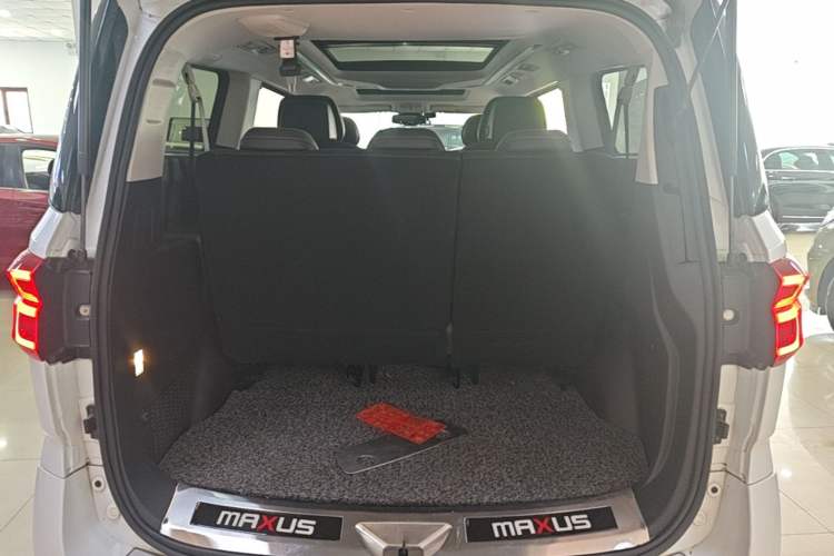 Used SAIC MAXUS G20 2021 PLUS 2.0T Gasoline Automatic ZhiZun Edition Trunk