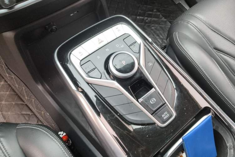 Used SAIC MAXUS G20 2021 Facelifted PLUS 2.0T Gasoline Automatic Luxury Edition Vehicle Key