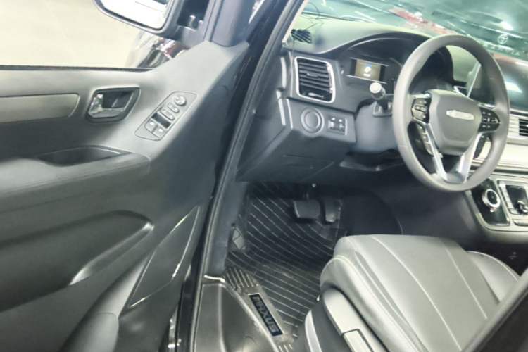 Used SAIC MAXUS G20 2023 Facelifted ES 2.0T Gasoline Automatic Value Edition Driver Seat