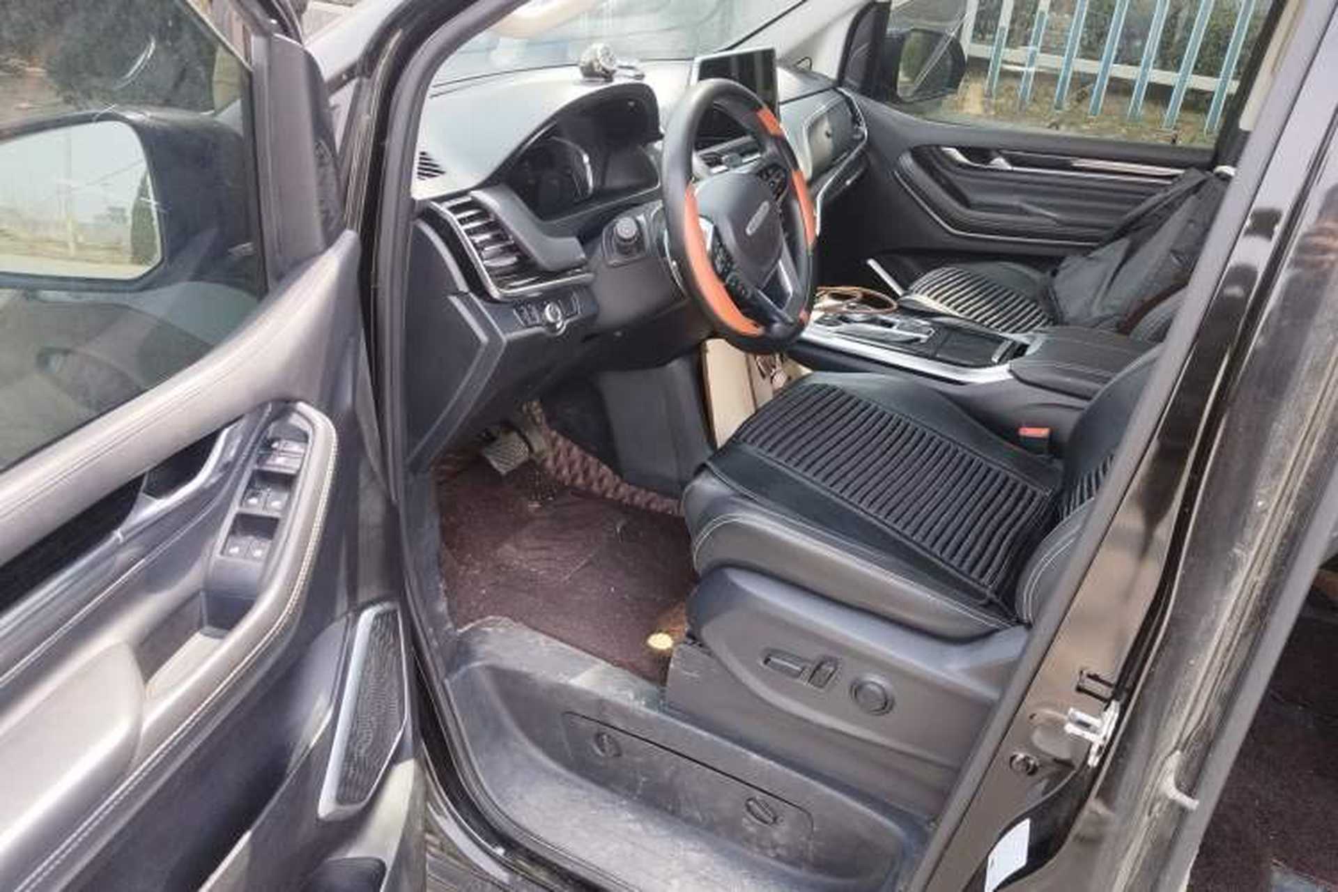 Used SAIC MAXUS G20 2023 PLUS 2.0T Gasoline Automatic Luxury Edition Driver Seat