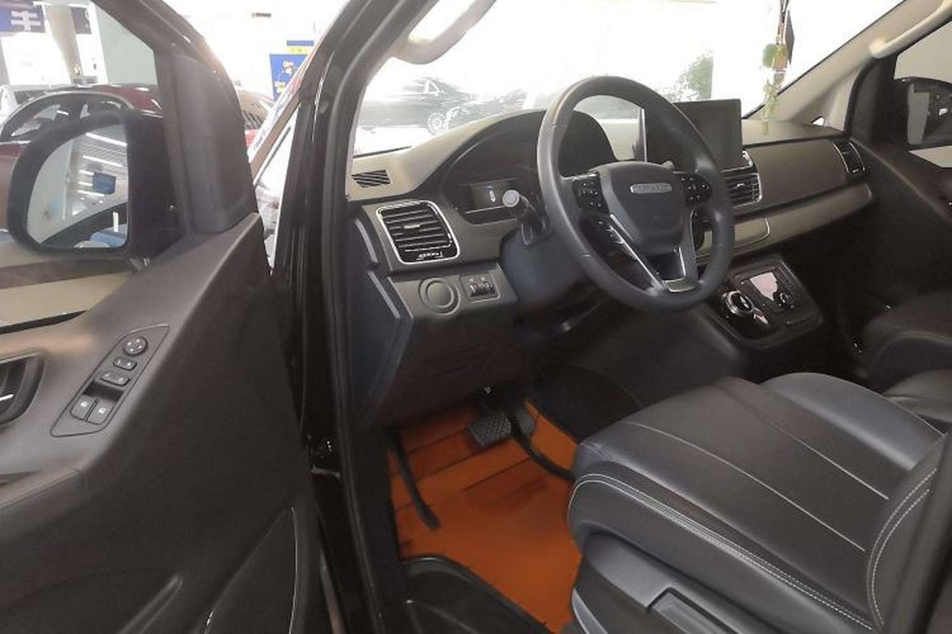 Used SAIC MAXUS G20 2023 Facelifted ES 2.0T Gasoline Automatic Value Edition Driver Seat