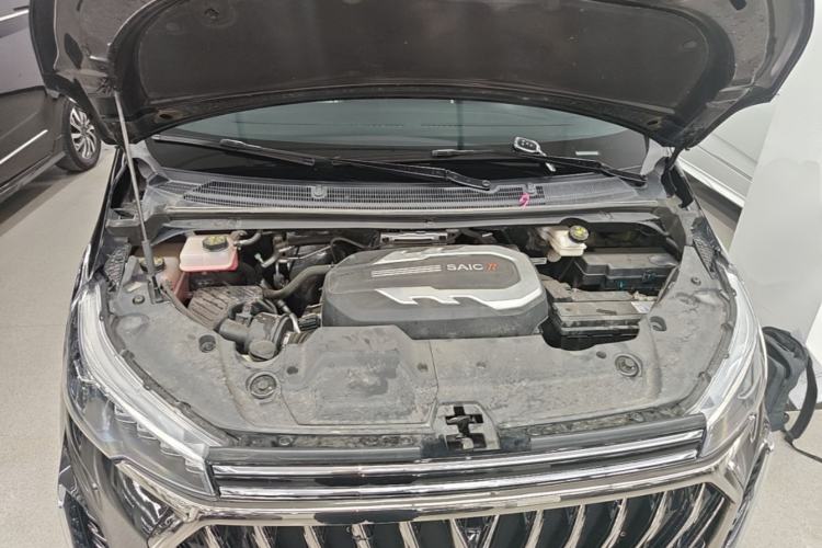 Used SAIC MAXUS G20 2023 Facelift PLUS 2.0T Diesel Automatic Luxury Edition Engine Bay