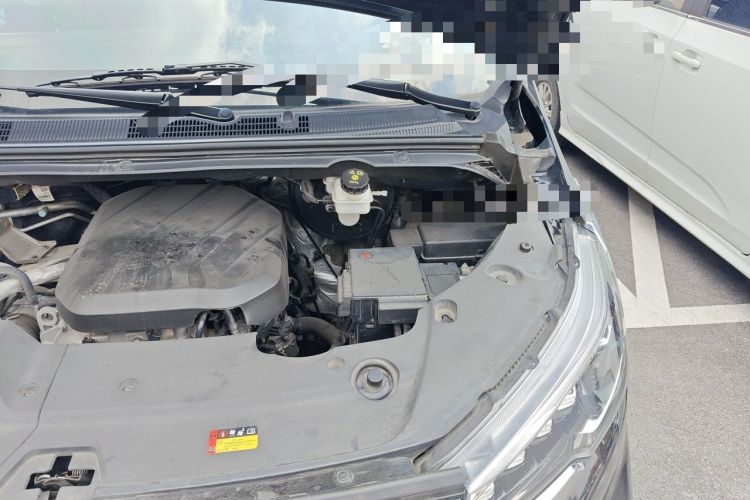 Used SAIC MAXUS G20 2023 Facelifted ES 2.0T Gasoline Automatic Value Edition Engine Bay Left