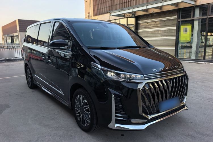 Used SAIC MAXUS G20 2023 Facelifted PLUS 2.0T Gasoline Automatic Luxury Edition Exterior 2