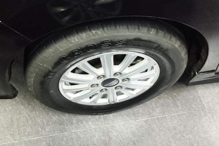 Used SAIC MAXUS G20 2023 Facelifted ES 2.0T Gasoline Automatic Value Edition Exterior 4