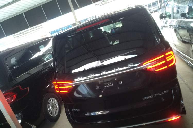 Used SAIC MAXUS G20 2023 Facelifted PLUS 2.0T Gasoline Automatic Luxury Edition Exterior 4