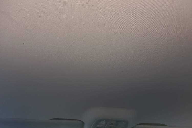 Used SAIC MAXUS G20 2023 Facelifted ES 2.0T Gasoline Automatic Value Edition Headliner