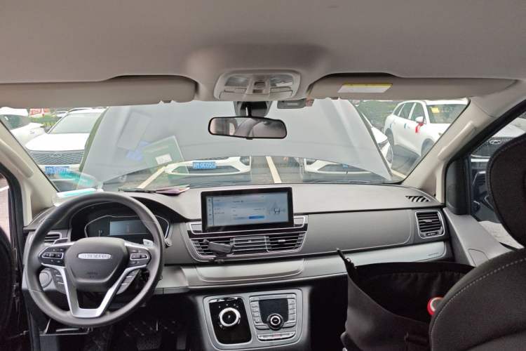 Used SAIC MAXUS G20 2023 Facelifted ES 2.0T Gasoline Automatic Value Edition Headliner