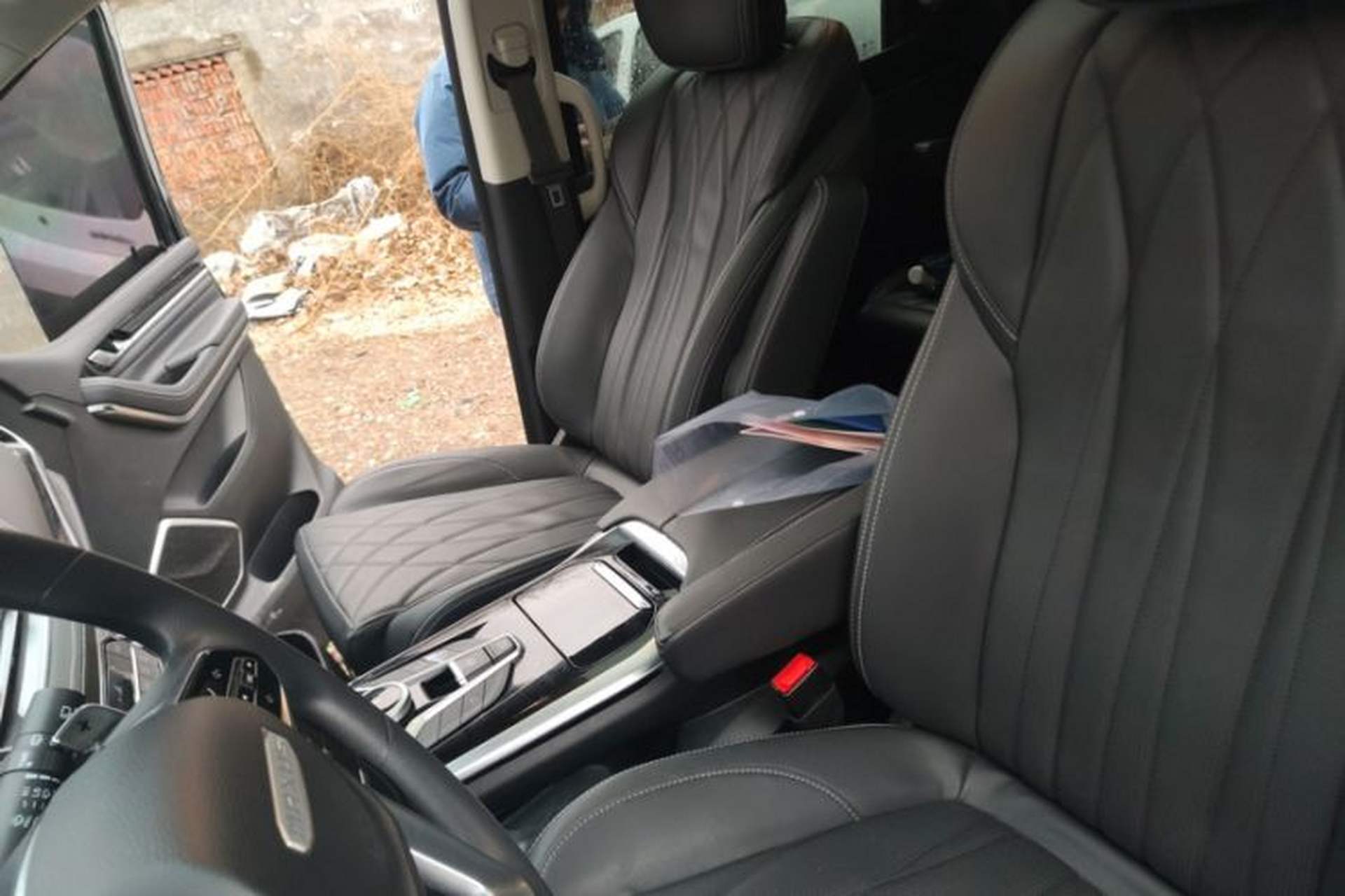 Used SAIC MAXUS G20 2023 Facelifted PLUS 2.0T Gasoline Automatic Luxury Edition Interior 2