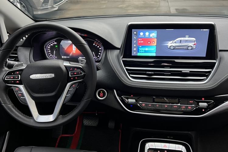 Used SAIC MAXUS G20 2023 Facelifted PLUS 2.0T Gasoline Automatic Luxury Edition Interior 6