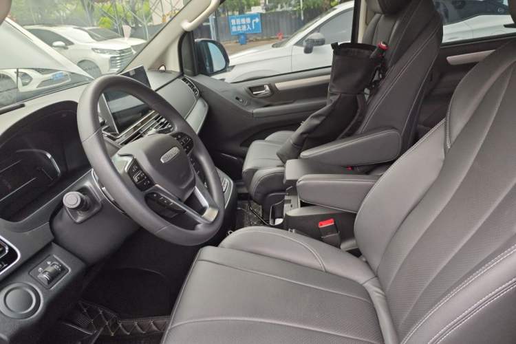 Used SAIC MAXUS G20 2023 Facelifted ES 2.0T Gasoline Automatic Value Edition Left Front Seat