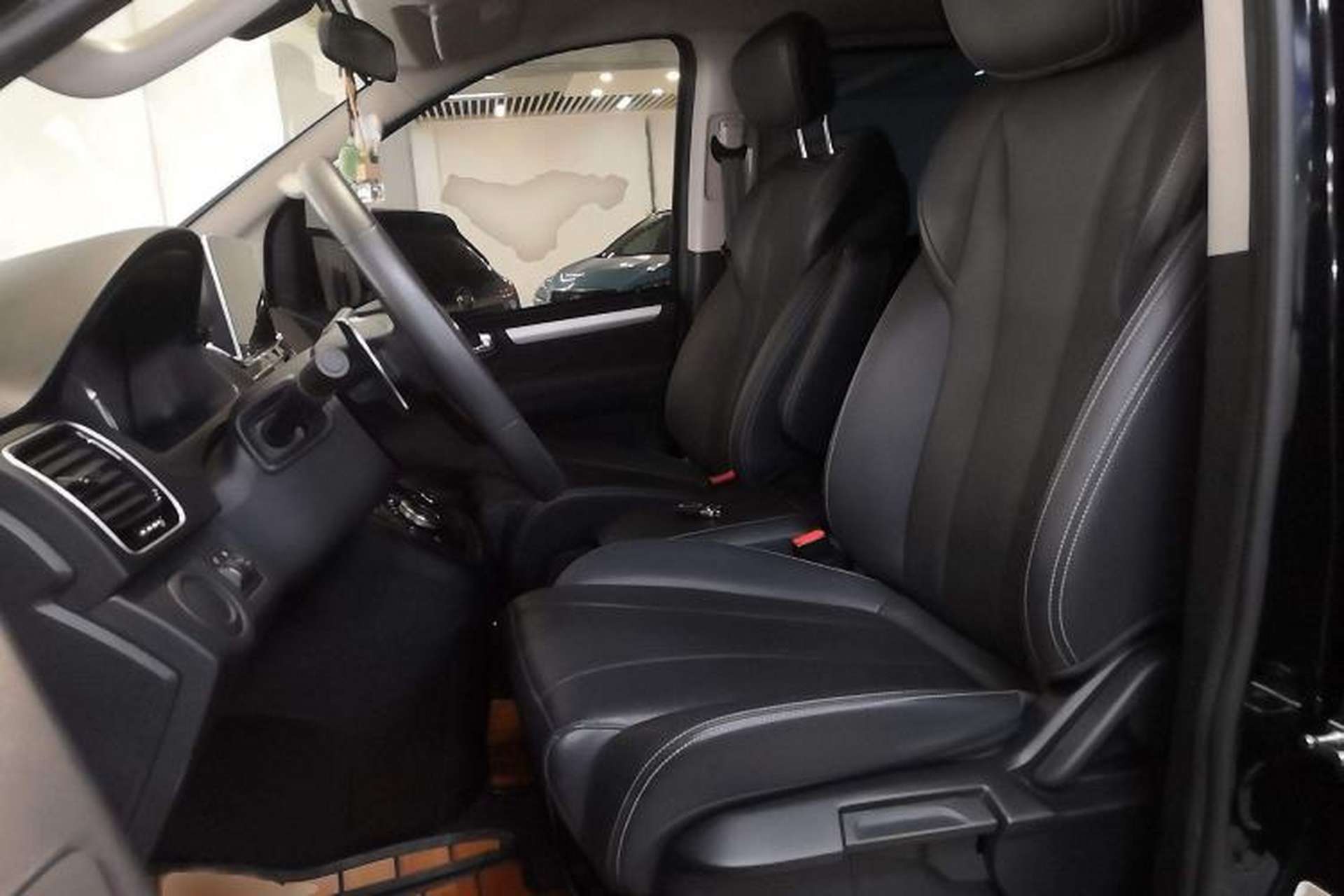 Used SAIC MAXUS G20 2023 Facelifted ES 2.0T Gasoline Automatic Value Edition Left Front Seat