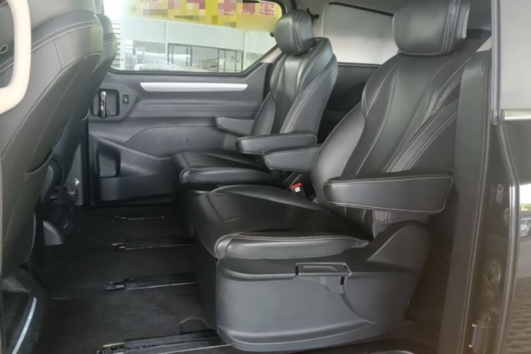 Used SAIC MAXUS G20 2023 Facelifted ES 2.0T Gasoline Automatic Value Edition Left Rear Seat
