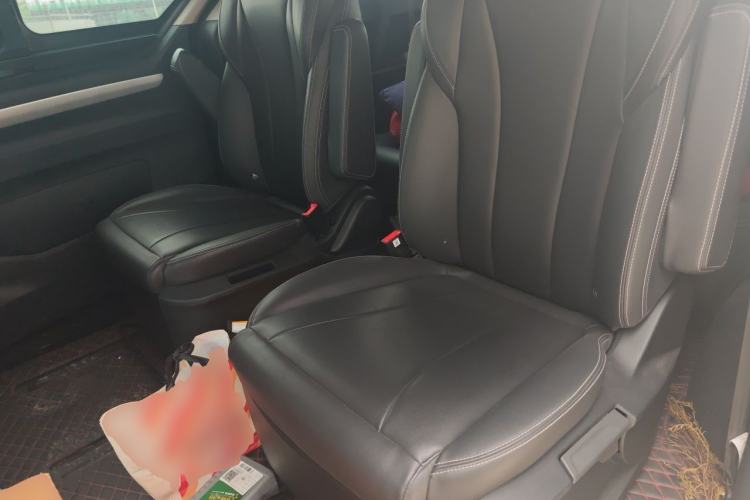 Used SAIC MAXUS G20 2023 Facelifted ES 2.0T Diesel Manual - Exceptional Value Edition Left Rear Seat