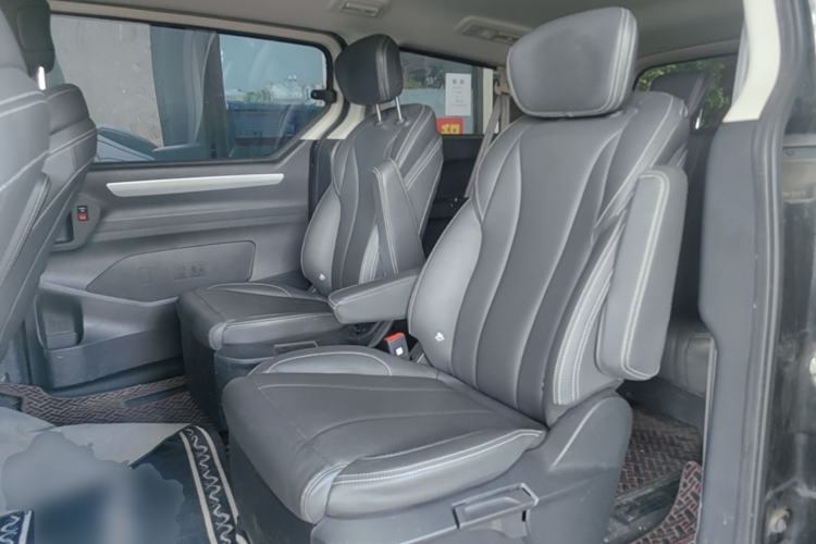 Used SAIC MAXUS G20 2023 Facelifted ES 2.0T Gasoline Automatic Value Edition Left Rear Seat