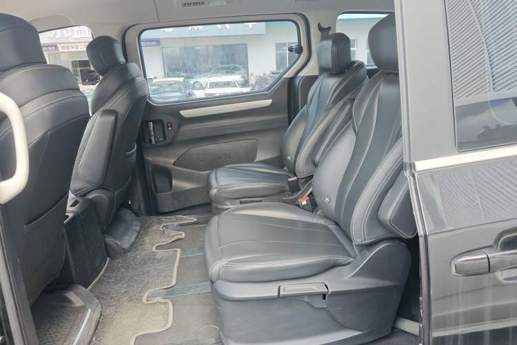 Used SAIC MAXUS G20 2023 Facelifted ES 2.0T Gasoline Automatic Value Edition Left Rear Seat