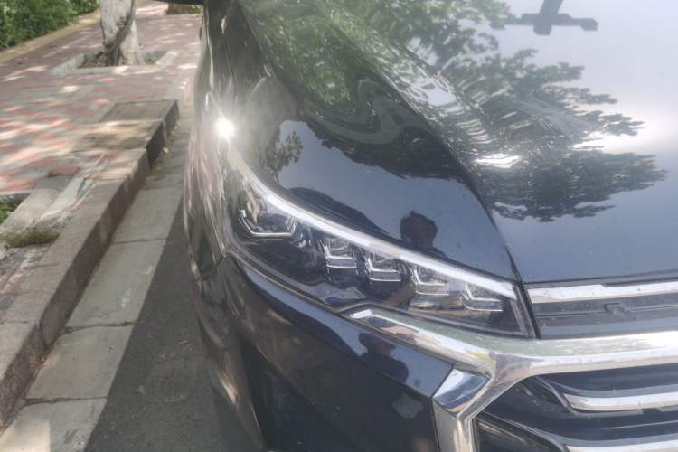 Used SAIC MAXUS G20 2023 Facelifted ES 2.0T Gasoline Automatic Value Edition Right Front Headlight