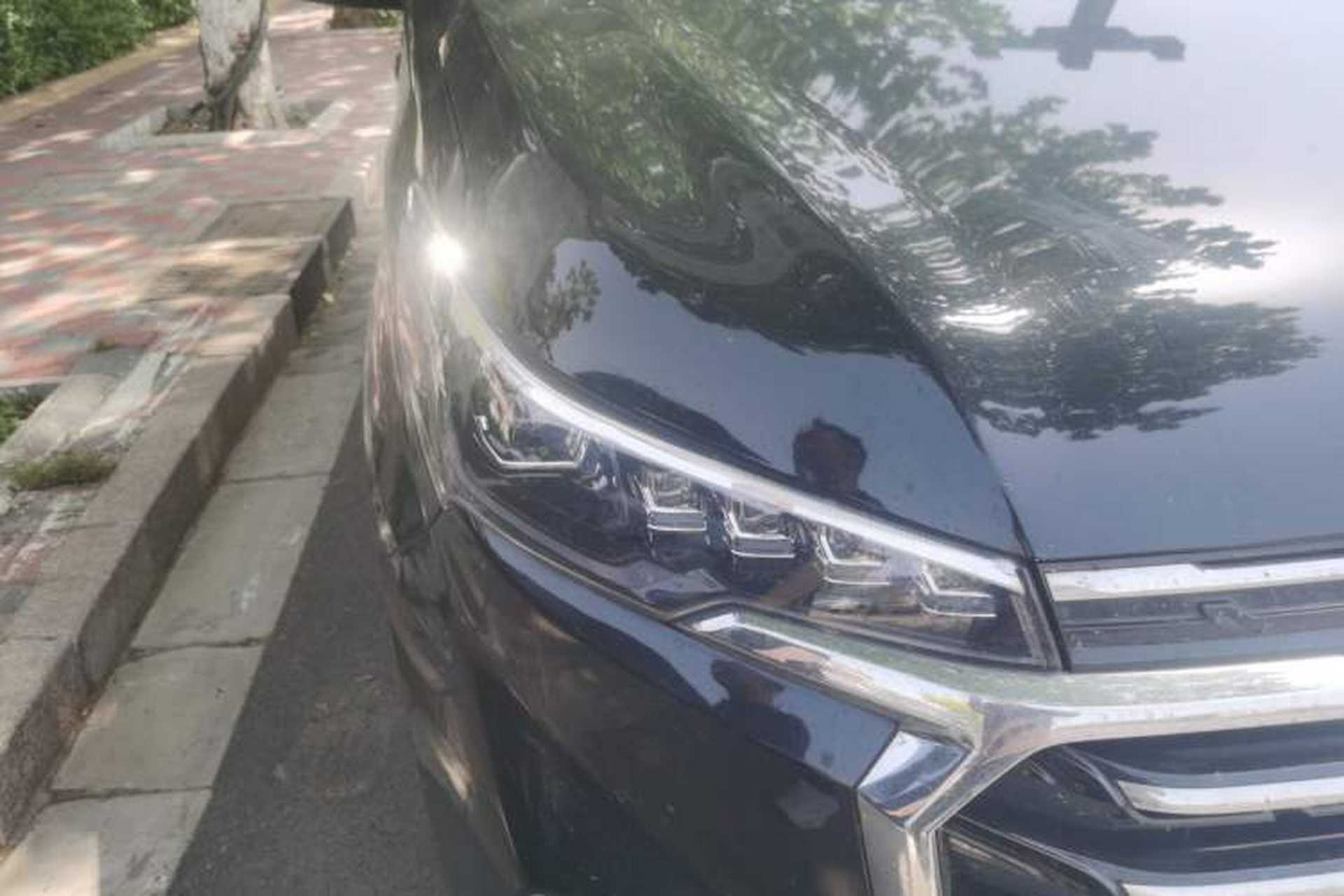 Used SAIC MAXUS G20 2023 Facelifted ES 2.0T Gasoline Automatic Value Edition Right Front Headlight