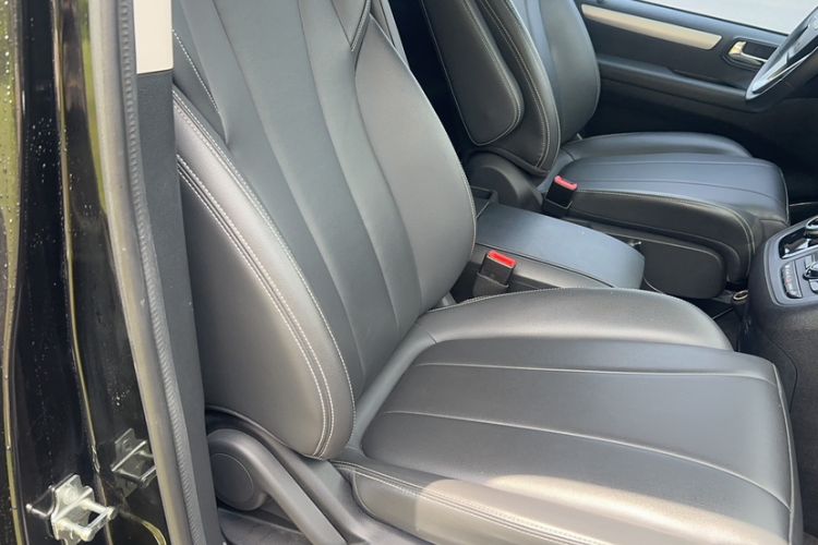 Used SAIC MAXUS G20 2023 Facelifted ES 2.0T Gasoline Automatic Value Edition Right Front Seat