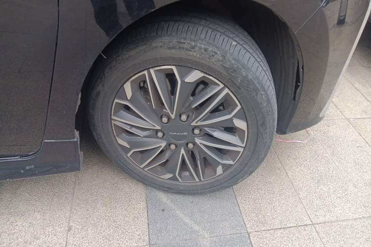Used SAIC MAXUS G20  Right Front Wheel Hub