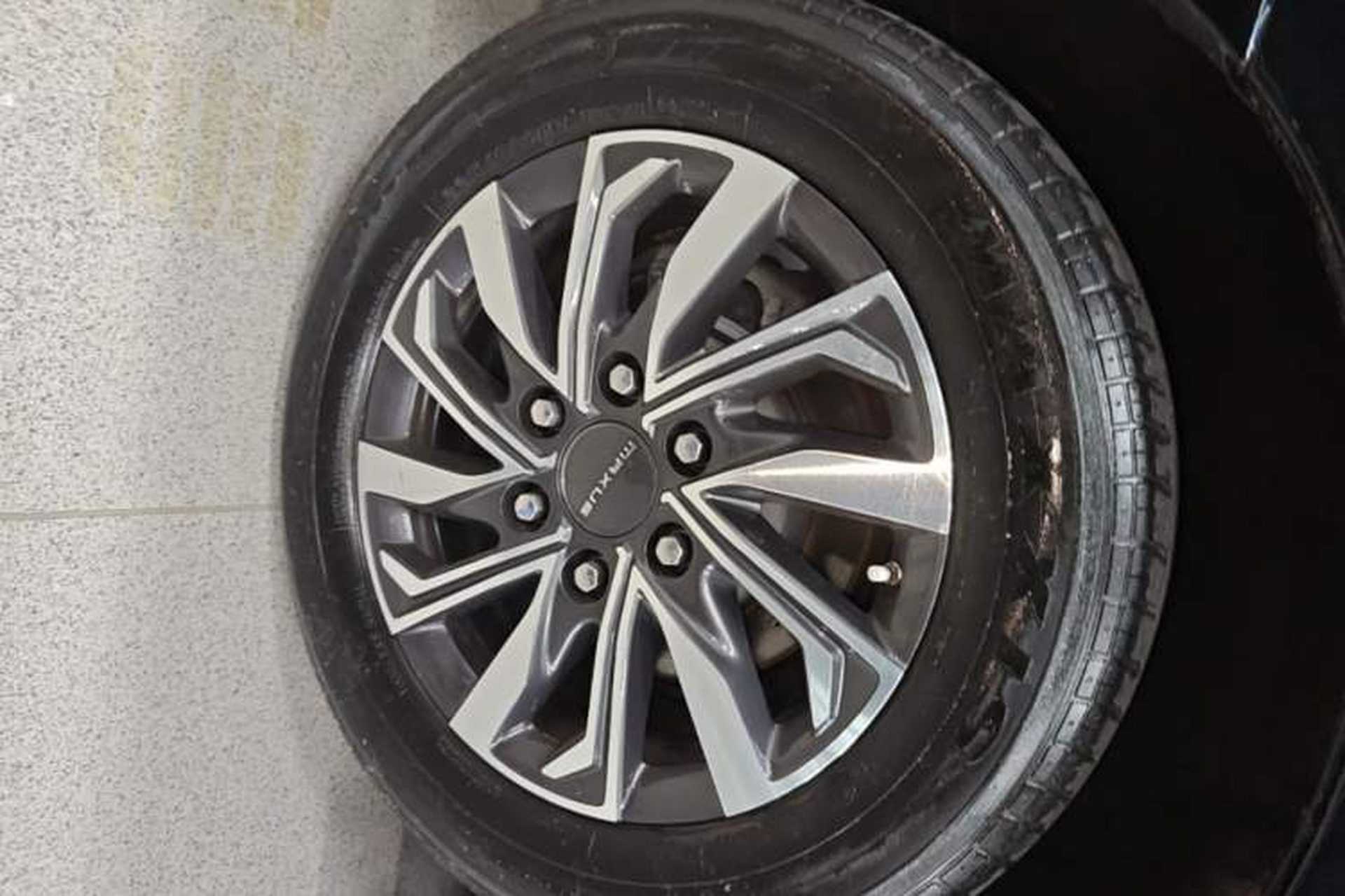 Used SAIC MAXUS G20 2023 Facelift PLUS 2.0T Diesel Automatic Luxury Edition Right Rear Wheel Hub