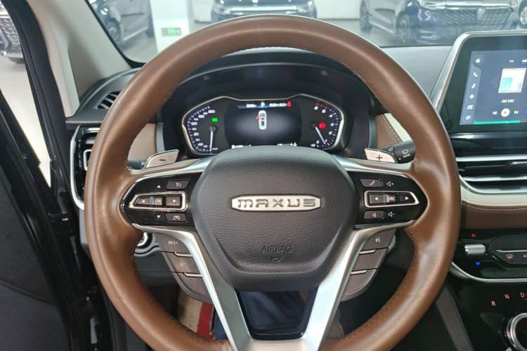 Used SAIC MAXUS G20 2023 Facelift PLUS 2.0T Diesel Automatic Luxury Edition Steering Wheel