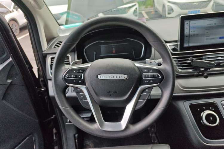 Used SAIC MAXUS G20 2023 Facelifted ES 2.0T Gasoline Automatic Value Edition Steering Wheel