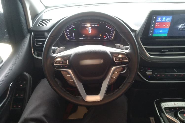 Used SAIC MAXUS G20 2023 Facelifted PLUS 2.0T Gasoline Automatic Luxury Edition Steering Wheel