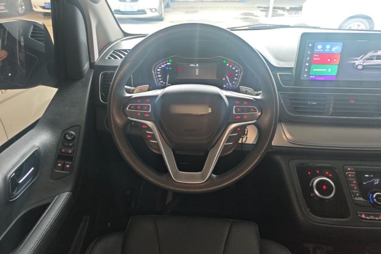 Used SAIC MAXUS G20 2023 Facelifted ES 2.0T Gasoline Automatic Value Edition Steering Wheel