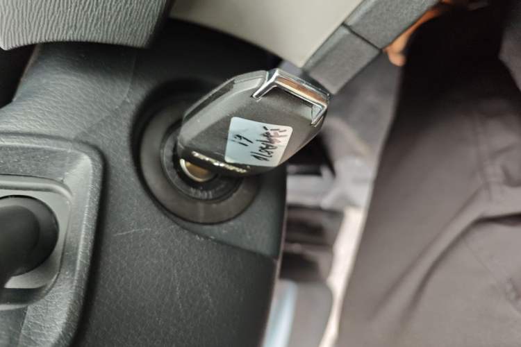 Used SAIC MAXUS G20 2023 Facelifted ES 2.0T Gasoline Automatic Value Edition Vehicle Key