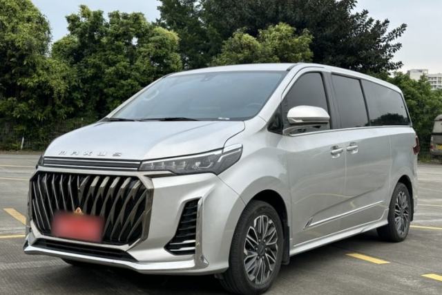 Used SAIC MAXUS G20 2023 Facelifted PLUS 2.0T Gasoline Automatic Luxury Edition