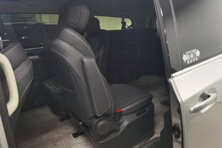 Used SAIC MAXUS G20 2023 Facelift PLUS 2.0T Gasoline Automatic Luxury Touring Edition Interior 6