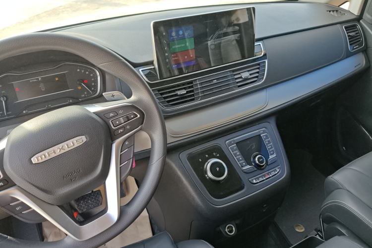Used SAIC MAXUS G20 2023 Facelifted ES 2.0T Gasoline Automatic Value Edition Center Console