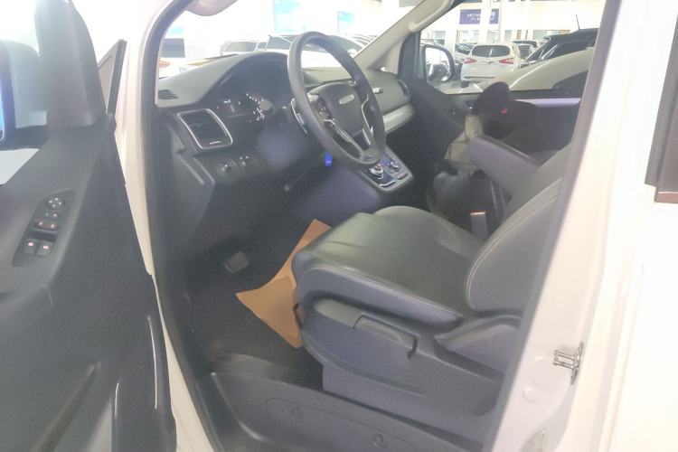 Used SAIC MAXUS G20 2023 ES 2.0T Gasoline Automatic Value Edition Driver Seat