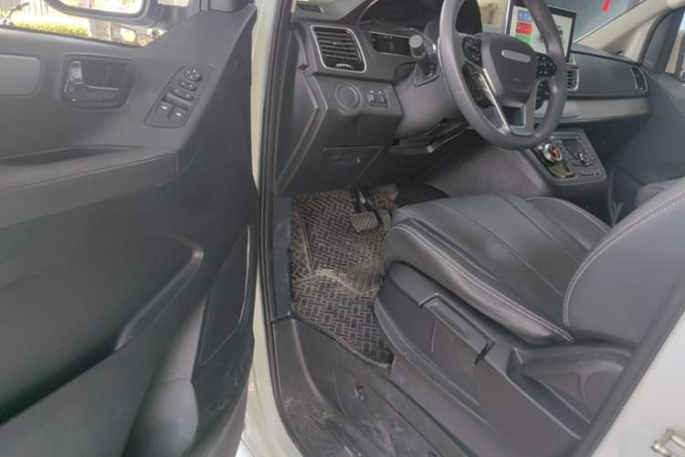 Used SAIC MAXUS G20 2023 Facelifted ES 2.0T Gasoline Automatic Value Edition Driver Seat