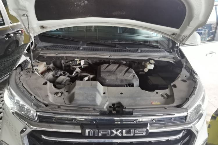 Used SAIC MAXUS G20 2023 Facelifted ES 2.0T Gasoline Automatic Value Edition Engine Bay