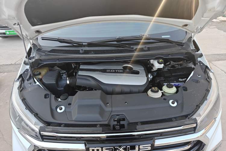 Used SAIC MAXUS G20 2023 ES 2.0T Gasoline Automatic Value Edition Engine Bay