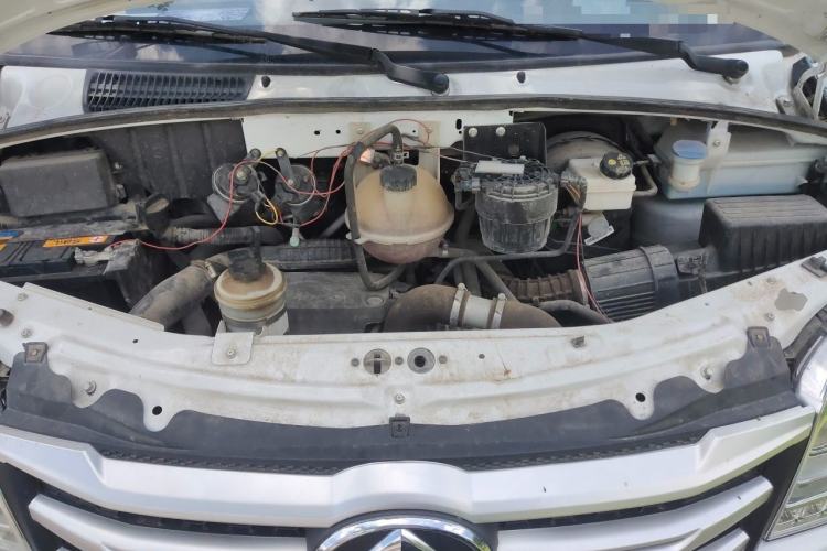Used SAIC MAXUS G20  Engine Bay