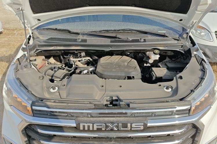 Used SAIC MAXUS G20 2023 Facelifted ES 2.0T Gasoline Automatic Value Edition Engine Bay