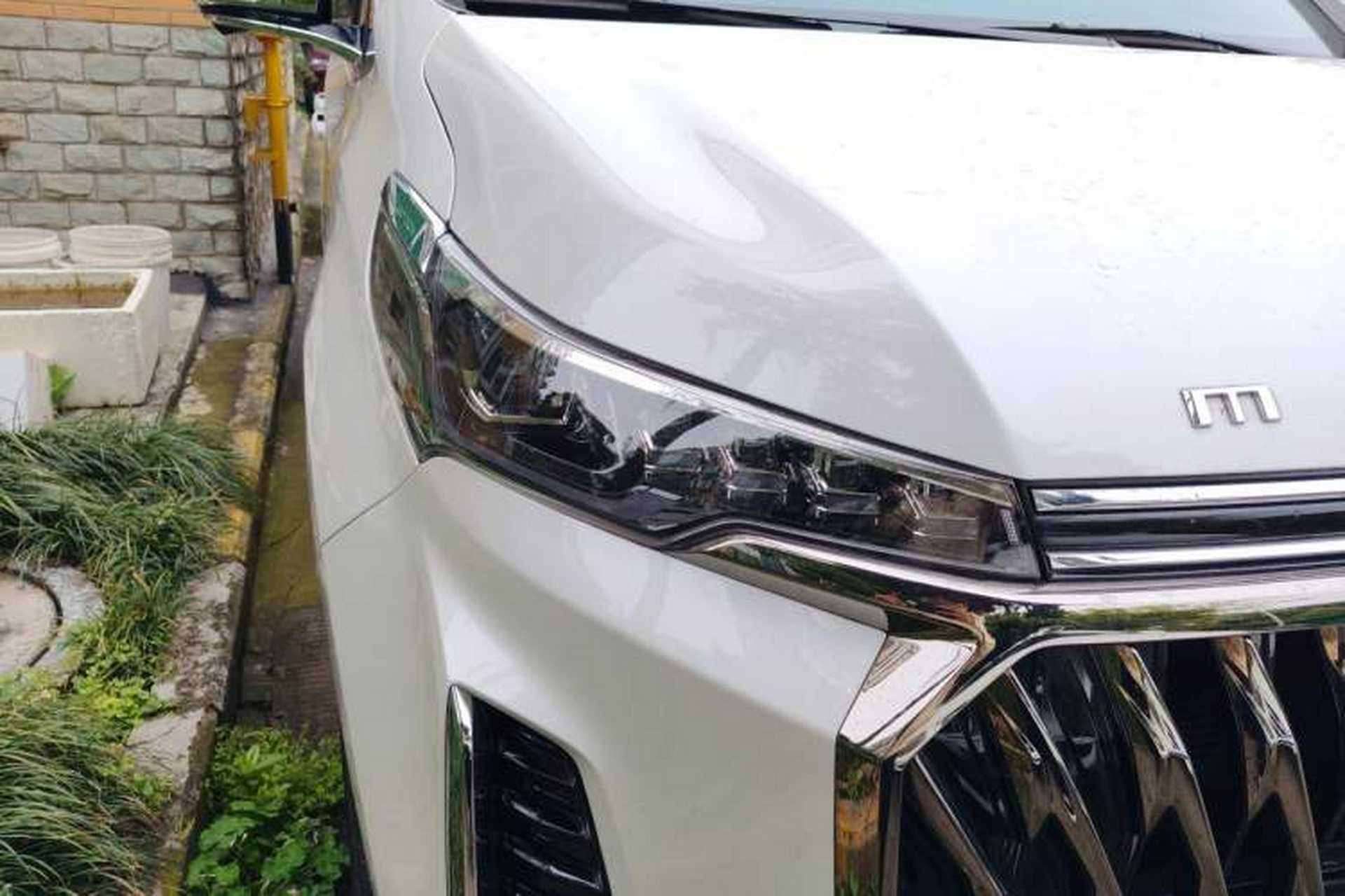 Used SAIC MAXUS G20 2023 Facelifted PLUS 2.0T Gasoline Automatic Flagship Edition Exterior 3