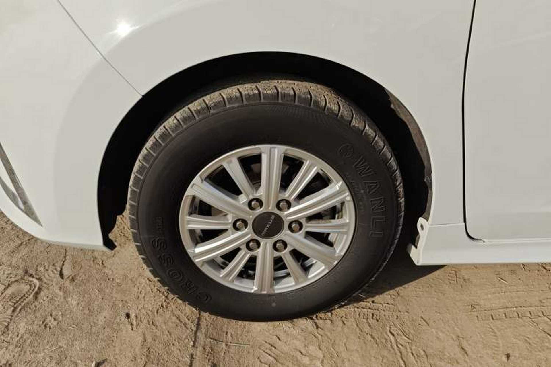Used SAIC MAXUS G20 2023 Facelifted ES 2.0T Gasoline Automatic Value Edition Exterior 4