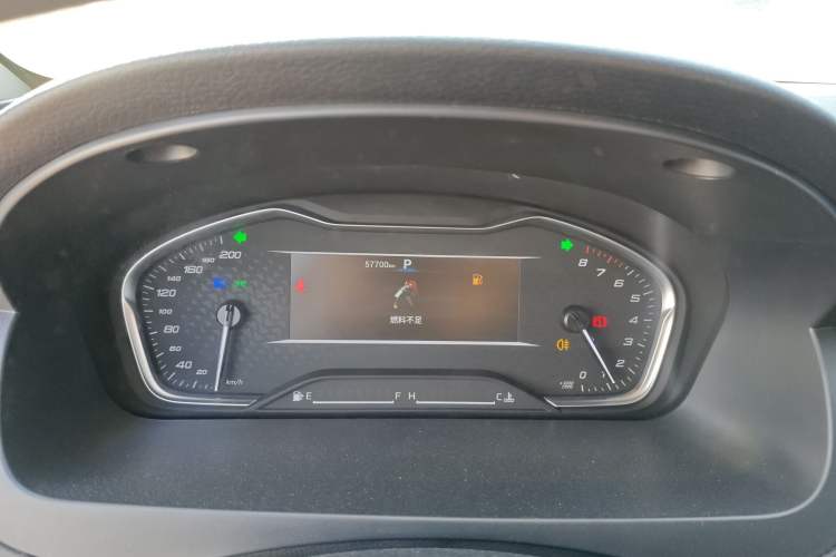 Used SAIC MAXUS G20 2023 Facelifted ES 2.0T Gasoline Automatic Value Edition Instrument Cluster
