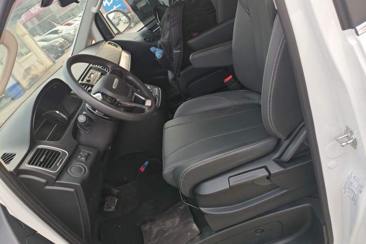 Used SAIC MAXUS G20 2023 ES 2.0T Gasoline Automatic Value Edition Left Front Seat