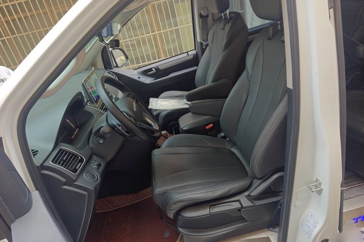 Used SAIC MAXUS G20 2023 Facelifted ES 2.0T Gasoline Automatic Value Edition Left Front Seat