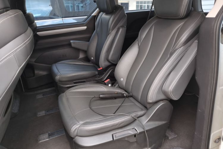 Used SAIC MAXUS G20 2023 Facelifted ES 2.0T Gasoline Automatic Value Edition Left Rear Seat