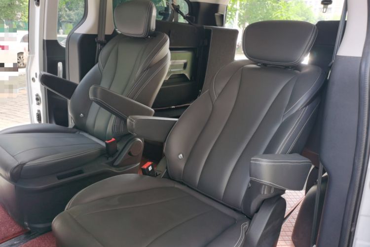 Used SAIC MAXUS G20 2023 Facelifted ES 2.0T Gasoline Automatic Value Edition Left Rear Seat