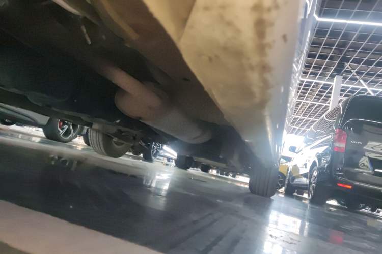 Used SAIC MAXUS G20 2023 ES 2.0T Gasoline Automatic Value Edition Left Side Sill