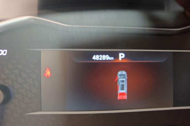 Used SAIC MAXUS G20 2023 Facelifted ES 2.0T Gasoline Automatic Value Edition Odometer Close Up