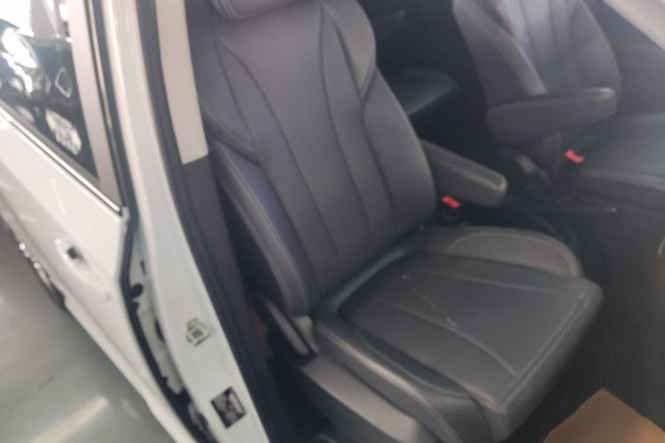 Used SAIC MAXUS G20 2023 ES 2.0T Gasoline Automatic Value Edition Right Front Seat