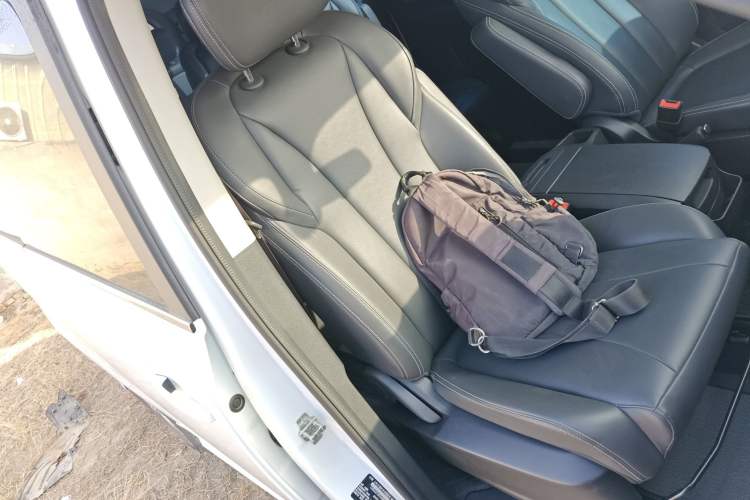Used SAIC MAXUS G20 2023 Facelifted ES 2.0T Gasoline Automatic Value Edition Right Front Seat